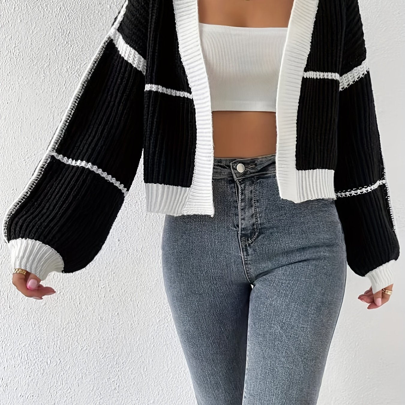 Women'S Short Sweater Jacket with Lantern Sleeves