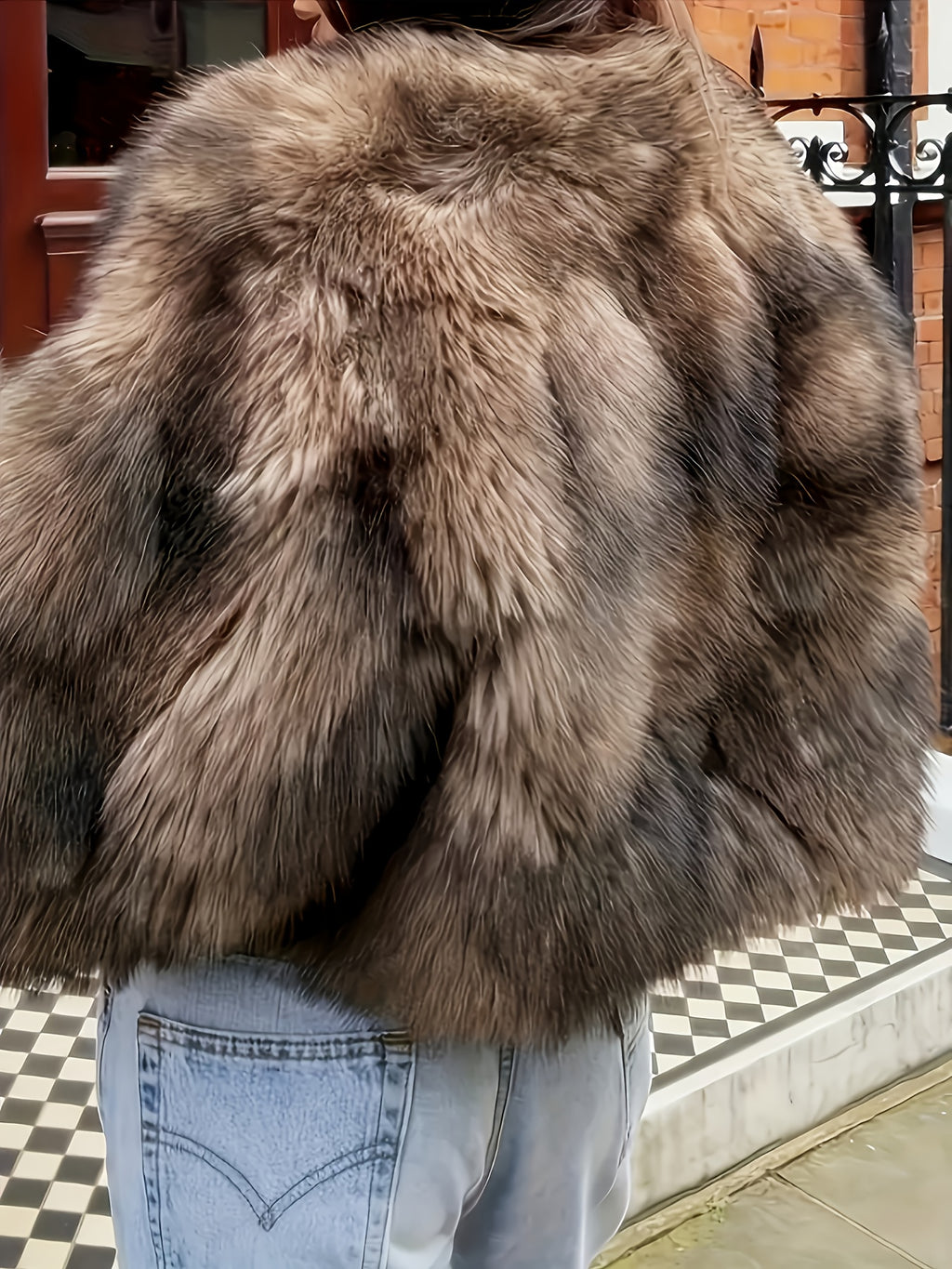 Yudomi Women's Elegant Faux Fur Coat