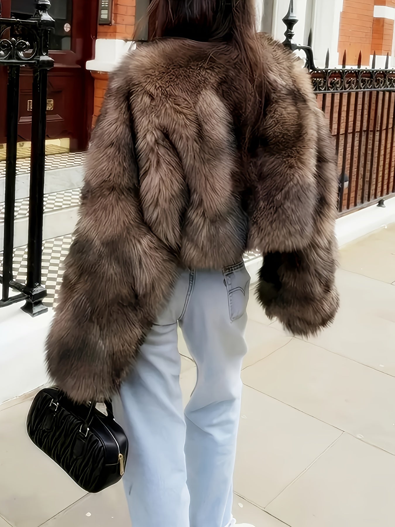 Yudomi Women's Elegant Faux Fur Coat