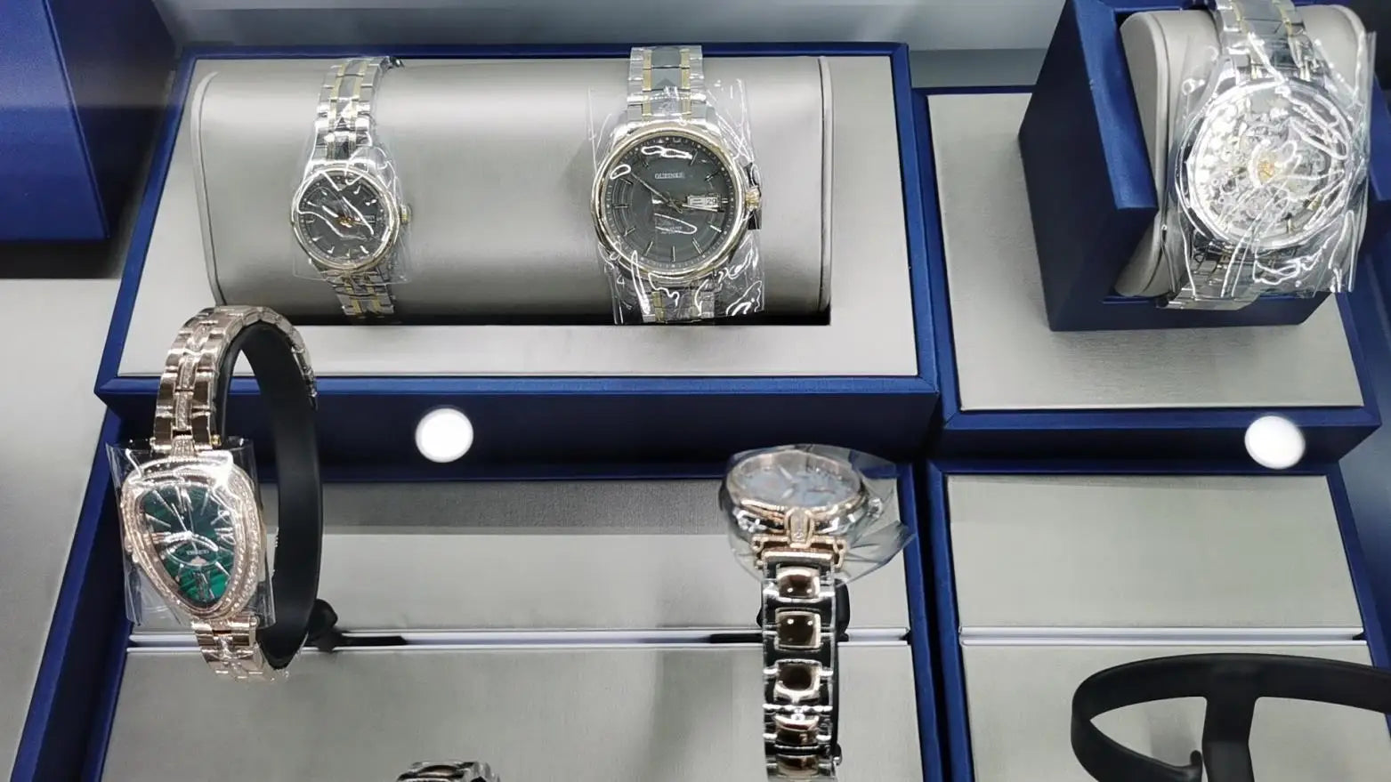 OLEVS 5885 Oem Hot Sale Product Watch Men Stainless Steel Band Watch Fashion Calendar Quartz Strap Mens Wrist Watch