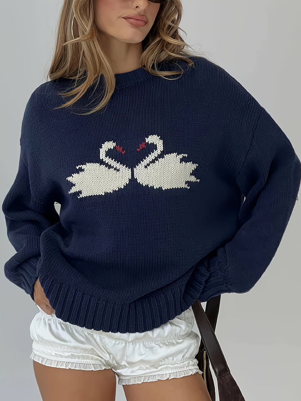 Women'S Elegant Long Sleeve Pullover Sweater - Cute White Swan Design, Round Neck, Soft & Cozy for Spring/Summer/Fall, Cute Sweaters